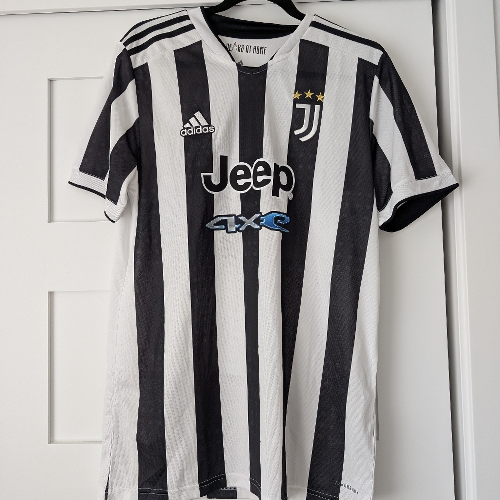McKennie Jersey #14